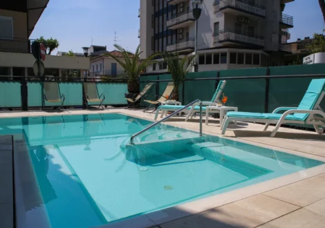 Hotel in Riccione with heated swimming pool